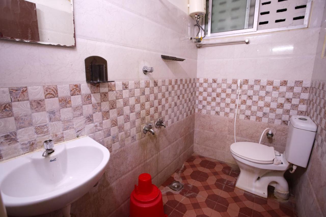 Ganesh Guest House Ченнаи Экстерьер фото